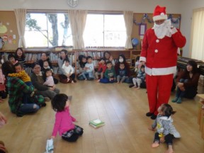 Photo：12月20日　子育て支援の様子