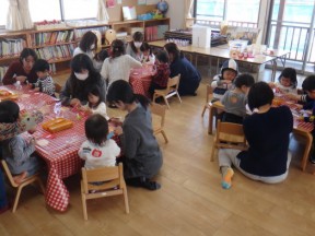 Photo：2月16日　子育て支援の様子