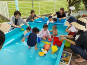 Photo：7月3日　子育て支援の様子