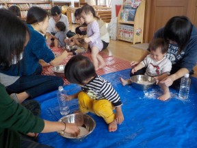 Photo：11月15日（水）子育て支援の様子