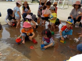 Photo：5月２５日（金）子育て支援の様子