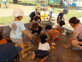 Photo：6月８日（金）子育て支援の様子