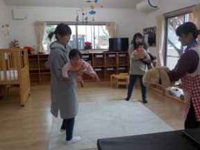 Photo：12月７日（金）子育て支援の様子