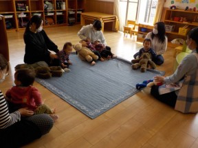 Photo：４月８日（木）子育て支援の様子