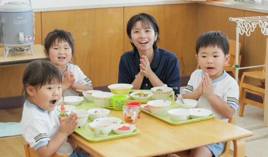 給食の写真
