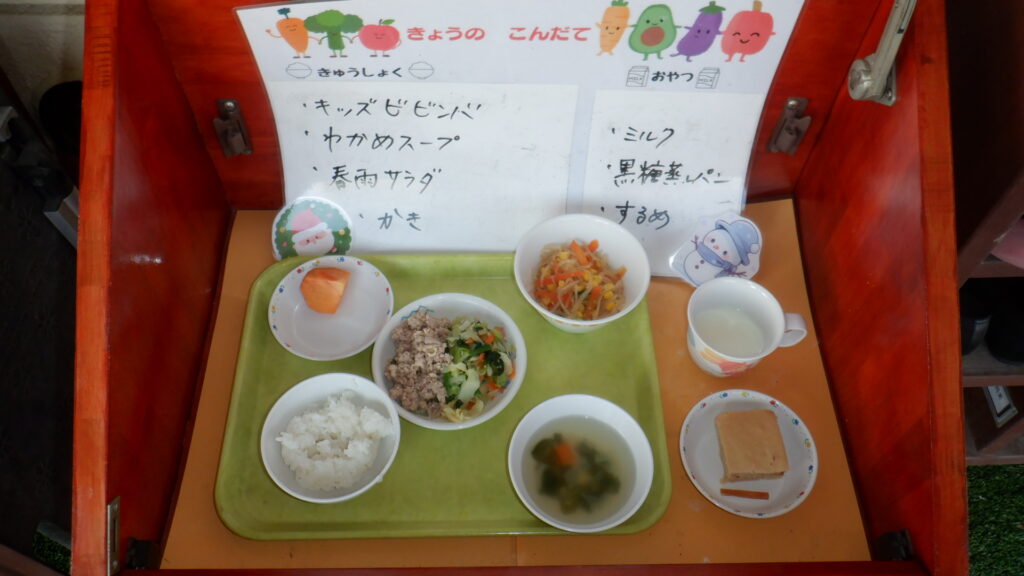 １２月８日（月）　ランチ＆おやつ