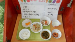 １月８日（木）　ランチ＆おやつ