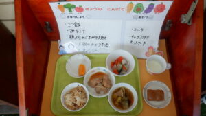 ３月１７日（火）　ランチ＆おやつ